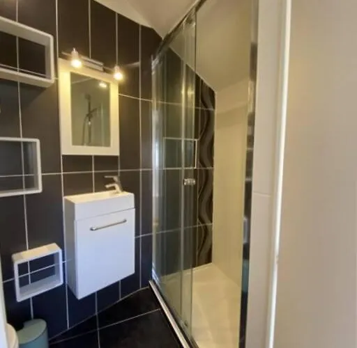 شقة Superbe Avec Terrasse - Cathedrale